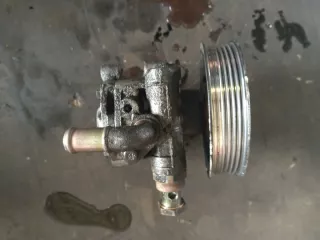 1J0422154A 038145255B Насос гидроусилителя руля Volkswagen Golf 4 Арт e12668872, вид 4