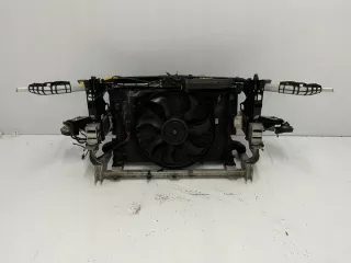 A2466200234 Передняя панель крепления облицовки (телевизор) Mercedes A W176 Арт e12662696, вид 2