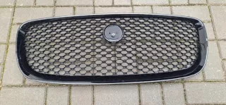 HK83-018K28-AA Fft567ufffgujgdfgvbhggdvggvvfbgvcfvgvvbgggf Решетка радиатора Jaguar F-Pace Арт e12650628, вид 1