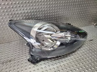 81130-0H010 Фара правая Toyota Aygo 1 Арт e12632929, вид 2