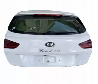 2018-2021R Крышка багажника (дверь 3-5) Kia Ceed 1 Арт e12632167, вид 1