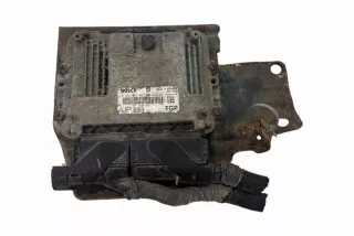 0281011667 Блок управления двигателем Opel Astra H Арт e12618992, вид 1