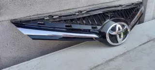 53114-05120 52719-05010 Решетка радиатора Toyota Avensis 3 Арт e12617198, вид 3