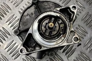 057145100C Насос вакуумный Audi A4 B7 Арт e12602528, вид 1
