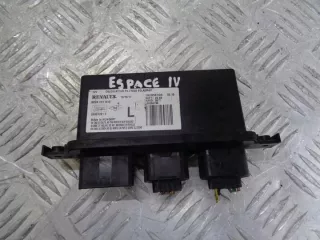 8200261815 Блок управления светом Renault Espace 4 Арт e12601993