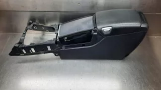  Подлокотник Volvo S60 1 Арт e12597712