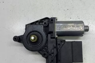 3B9839751CM Моторчик стеклоподъемника Volkswagen Passat B5 Арт e12597560, вид 1