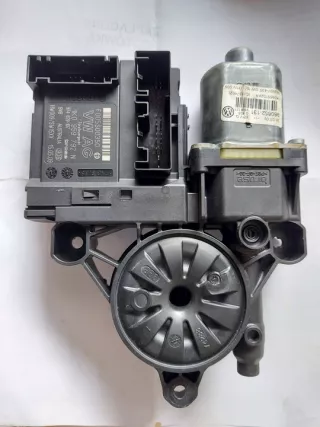 1K0959792N Моторчик стеклоподъемника Volkswagen Golf 5 Арт e12597181, вид 1