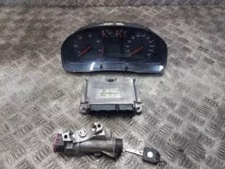 038906018N 4B0905851 3B1919860C Блок управления двигателем Volkswagen Passat B5 Арт e12591031, вид 1