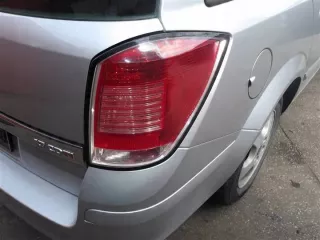  Фонарь задний правый Opel Astra H Арт e12582648, вид 1