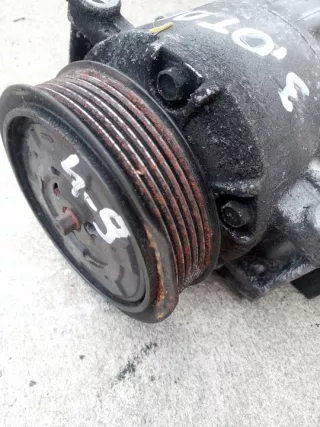 8E0260805CA Компрессор кондиционера Audi A4 B7 Арт e12575169, вид 4