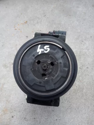 8E0260805BA Компрессор кондиционера Audi A4 B7 Арт e12575167, вид 4