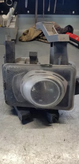 24462133 Фара противотуманная левая Opel Astra H Арт e12574508, вид 1