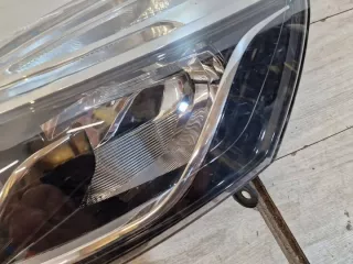 260608367R Фара левая Renault Clio 4 Арт e12567355, вид 3