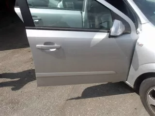  Дверь передняя правая Opel Astra H Арт e12566869, вид 2