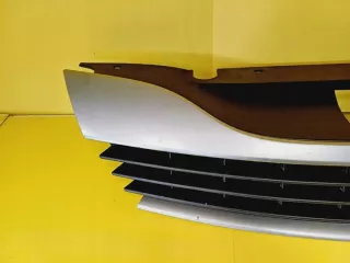 8200012581 Решетка радиатора Renault Laguna 2 Арт e12560779, вид 4