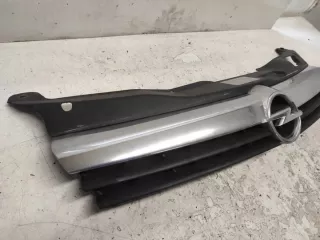 13108463 PAW2525 Решетка радиатора Opel Astra H Арт e12560713, вид 3