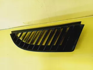 MN127774 Решетка радиатора Mitsubishi Colt 6 Арт e12560641, вид 1