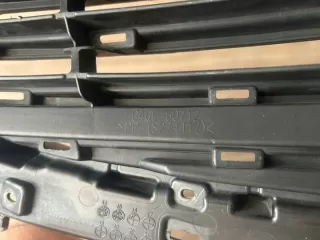 2015-2018 G46L-50-712 G46L50712 G46L-50712 Решетка радиатора Mazda 3 BL Арт e12560519, вид 16