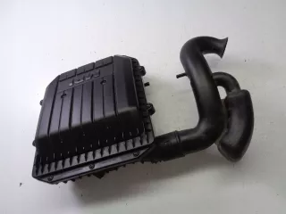 04C129611J Корпус воздушного фильтра Skoda Fabia 3 Арт e12547227, вид 1