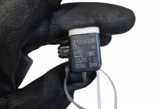 31334336 Датчик удара Volvo V60 1 Арт e12545514, вид 3