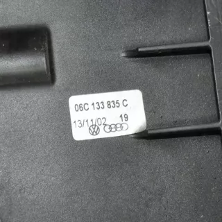 06C133835C Корпус воздушного фильтра Audi A4 B6 Арт e12542412, вид 4