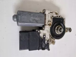 101438203 Моторчик стеклоподъемника Volkswagen Golf 4 Арт e12532449, вид 1