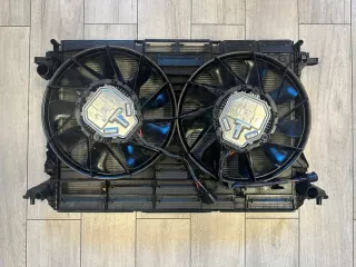 4M0121251M Радиатор (основной) Audi RS Q8 Арт e12528744, вид 1