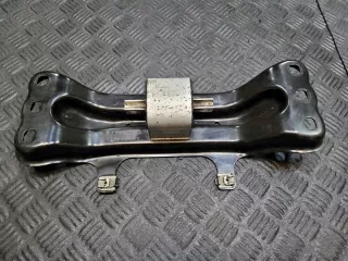 A2052400802 Подушка крепления КПП Mercedes C W205 Арт e12524271, вид 1