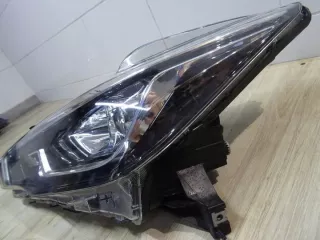 JX7B-13E014-AE Фара правая Ford Focus 4 Арт e12521188, вид 10