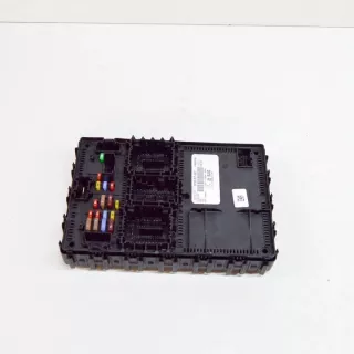 LU5T15604BJAD Блок предохранителей Ford Fiesta 5 Арт e12517373, вид 1