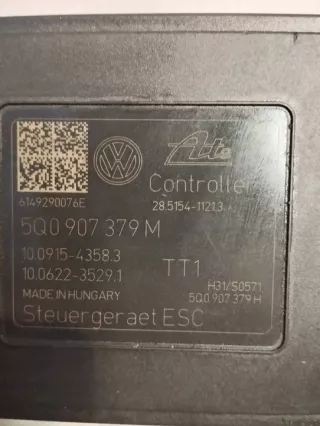 5Q0907379M Блок ABS Volkswagen Golf 7 Арт e12504728, вид 4