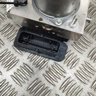 104474500B Блок ABS Tesla model 3 Арт e12504654, вид 4