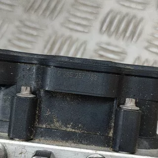 104474500B Блок ABS Tesla model 3 Арт e12504654, вид 9