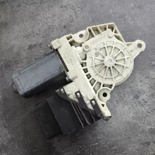 993424100 Моторчик стеклоподъемника Volkswagen Golf 6 Арт e12504201, вид 1