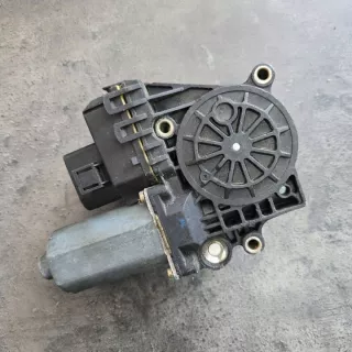 0130821786 Моторчик стеклоподъемника Audi A4 B6 Арт e12503333, вид 2
