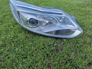 2010-2014 BM51-13D154-AG Фара правая Ford Focus 3 Арт e12500358, вид 1