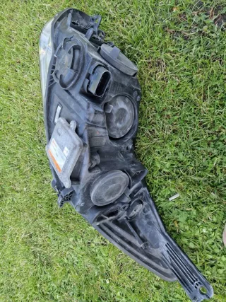 2010-2014 BM51-13D154-AG Фара правая Ford Focus 3 Арт e12500358, вид 11