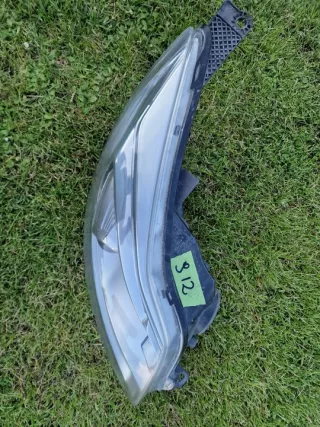 2010-2014 BM51-13D154-AG Фара правая Ford Focus 3 Арт e12500358, вид 12