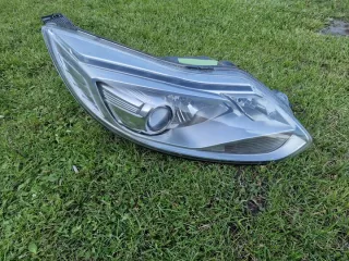2010-2014 BM51-13D154-AG Фара правая Ford Focus 3 Арт e12500358, вид 2