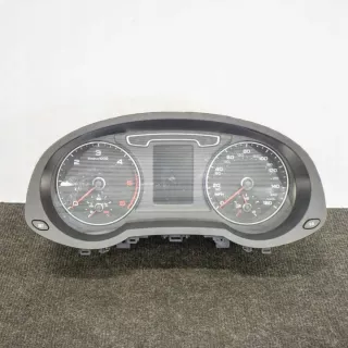 A2C85062200 Щиток приборов (приборная панель) Audi Q3 1 Арт e12496986, вид 1