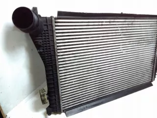 3C0145805AK Интеркулер Volkswagen Passat B7 Арт e12496539, вид 3