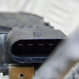 1137328867 Моторчик стеклоочистителя фар BMW i3 Арт e12489409, вид 3