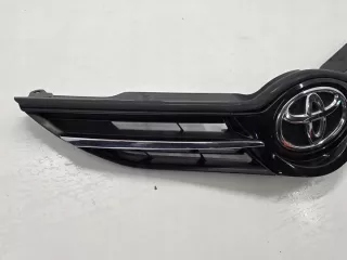 53114-02260 Решетка радиатора Toyota Auris 2 Арт e12482121, вид 2
