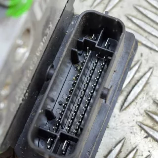 17654085 Блок ABS Volkswagen Passat B7 Арт e12460929, вид 4