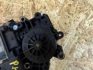 4B0959801E Моторчик стеклоподъемника Audi A6 C5 (S6,RS6) Арт e12457290, вид 3