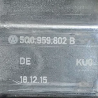 5Q0959802B Моторчик стеклоподъемника Audi A3 8V Арт e12456812, вид 4