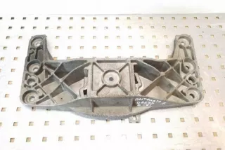 676110602 Подушка крепления КПП BMW 5 E60/E61 Арт e12449356, вид 2
