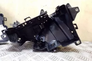 31398001 Блок предохранителей Volvo S60 3 Арт e12445332, вид 9