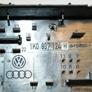1K0937124H Блок предохранителей Volkswagen Caddy 3 Арт e12444663, вид 2